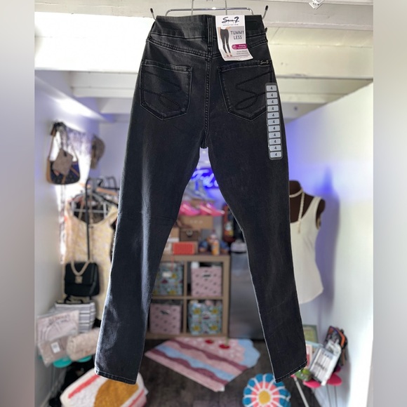Seven7 Distressed Black Tummy Control Skinny Jeans Size 4 - Picture 2 of 7